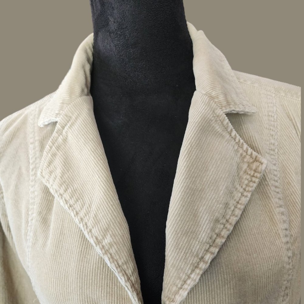 Outer Edge Small Beige Corduroy 3 Button Flare Wr… - image 2